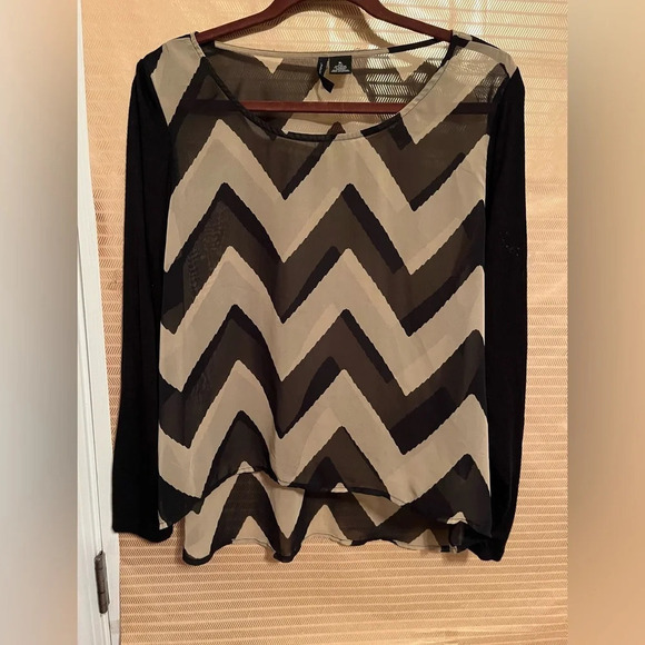 NEW DIRECTIONS~ SHEER TOPPER~COVERUP~XL - Picture 1 of 6